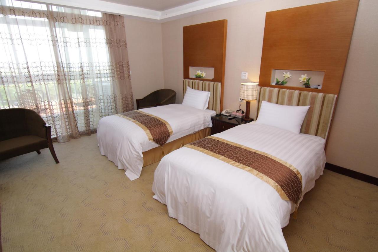 East Coast Sea View Hotel Chenggong Zewnętrze zdjęcie